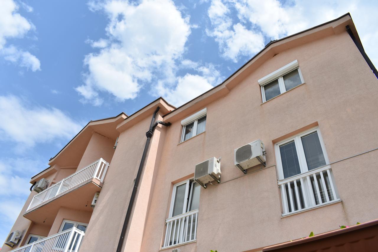 Guest House Regina Mundi Međugorje Εξωτερικό φωτογραφία