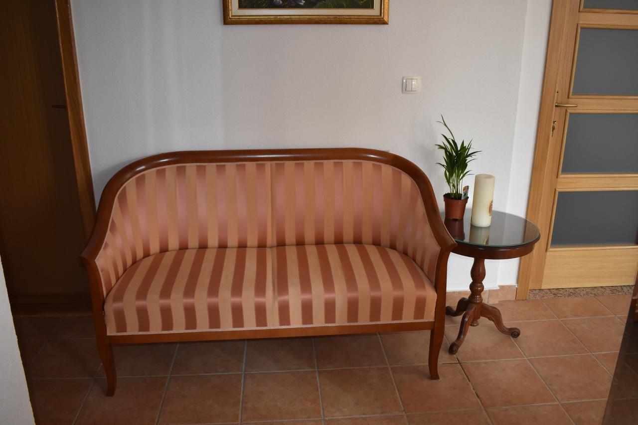 Guest House Regina Mundi Međugorje Εξωτερικό φωτογραφία