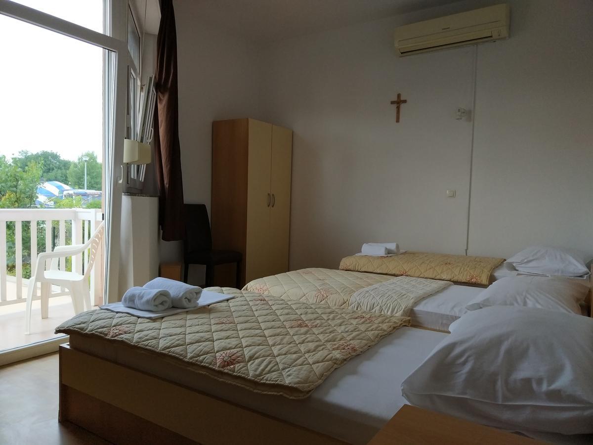 Guest House Regina Mundi Međugorje Εξωτερικό φωτογραφία