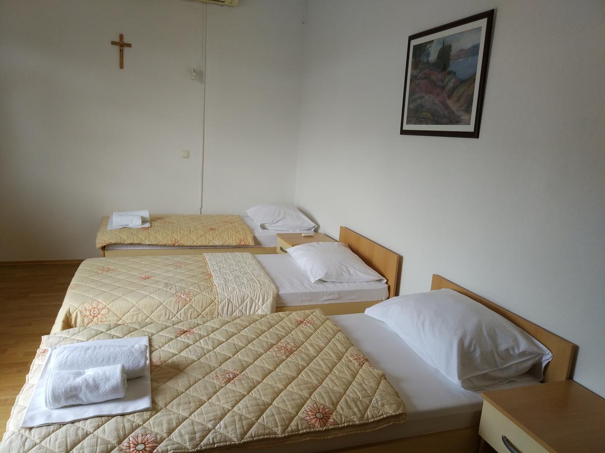 Guest House Regina Mundi Međugorje Εξωτερικό φωτογραφία